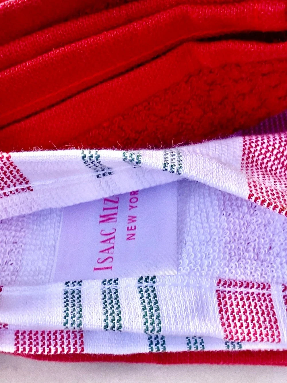 ISAAC MIZRAHI NEW YORK SANTA Red & White Holiday Kitchen Towel Set OF 4   NEW